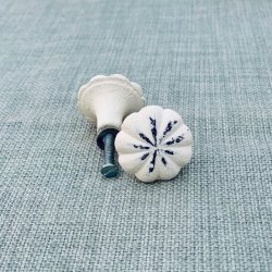 Mbelknopper - jern, hvid eller gr