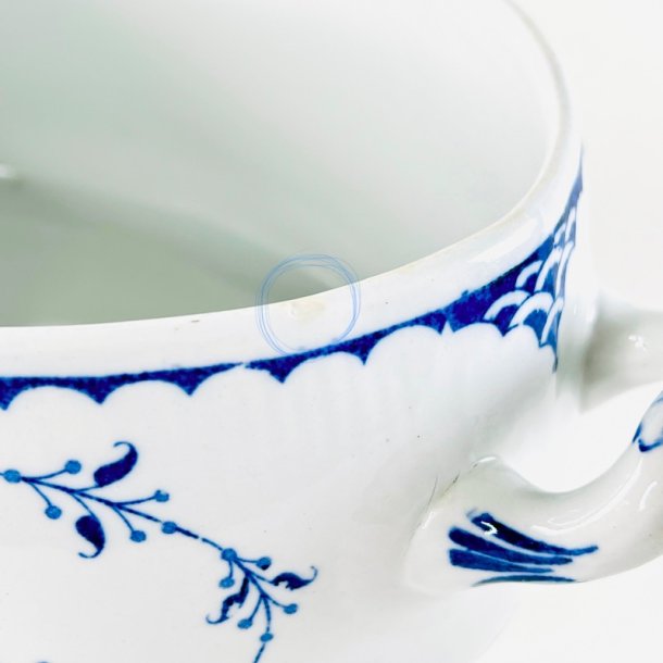 Jardiniere i engelsk porcel�n - "Denmark", Furnivals