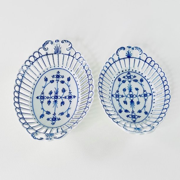 Porcel�nssk�le (2 stk samlet) - tysk musselmalet med blondekant 