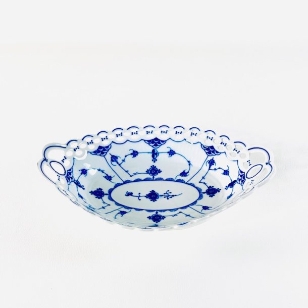 Serveringssk�l - tysk musselmalet med blondekant