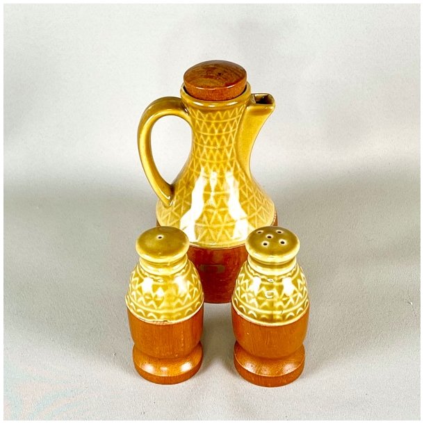 Salt, peber &amp; olie st i tr og keramik