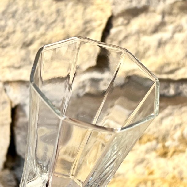 Champagneglas - ottekantede med sort fod