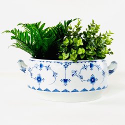 Jardiniere i engelsk porcel�n - "Denmark", Furnivals