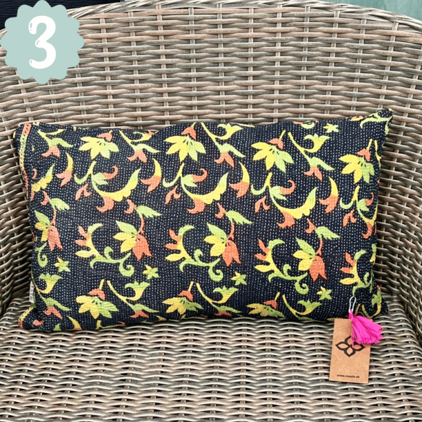 Sari vintage Kantha pude (30x50 cm) - forskellige designs