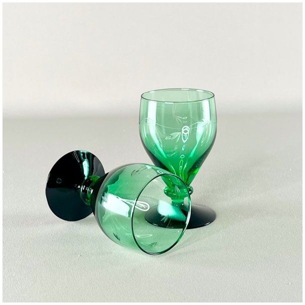 Vinglas - Holmegaard, Ranke, grn m/sort fod