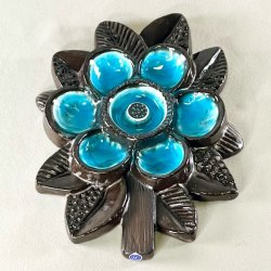 Relief - blomst af Irma Yourstone 