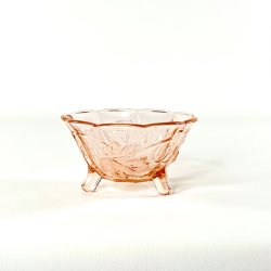 Glassk�l - lille lyser�d p� f�dder