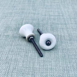 Mbelknop - enkel, hvid m/slvskrue