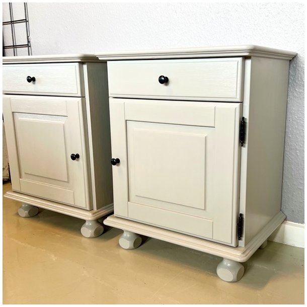 Sengebordsst (2 stk) med skuffe og skab - lys gr