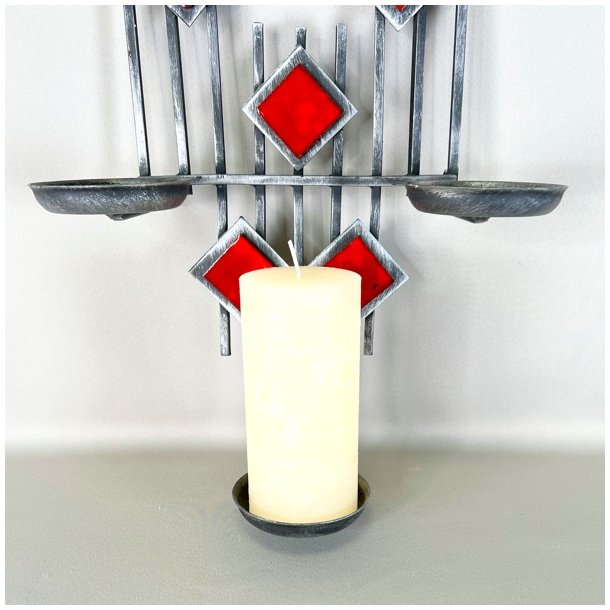 Retro vglysestage - smedejern med rde firkanter