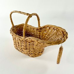 Vinflaskeholder i flet 