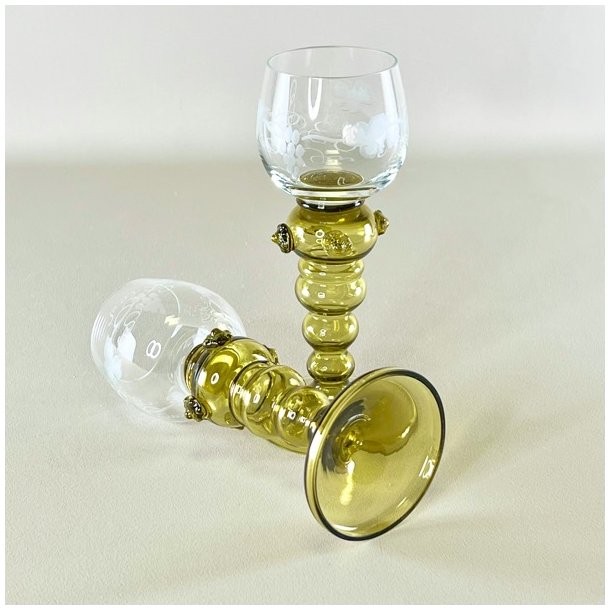 Rmerglas (st a' 4 stk/samlet) - hje, olivengrn fod 