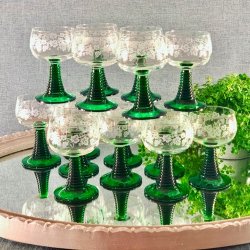 Rmerglas - klar grn fod med ranker 