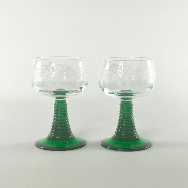 Rmerglas - klar grn fod med ranker og mlestreg