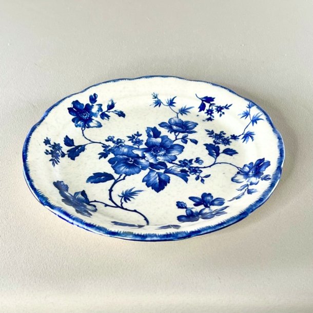 Tallerken/lille fad med bl� blomster