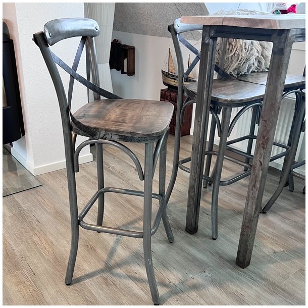 Barbord m/4 barstole - unika bord 