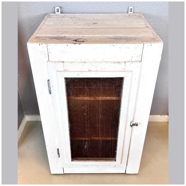 Vintage stort flueskab - rustikt