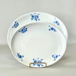 Serveringsst i 2 dele  - svensk porceln, Bstad