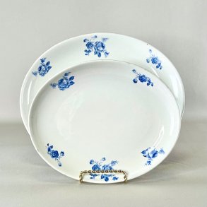 Serveringsst i 2 dele  - svensk porceln, Bstad