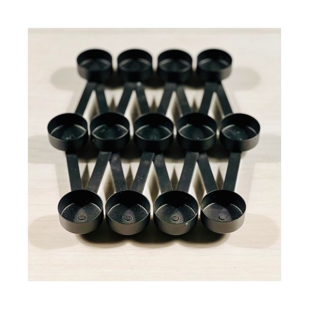 Fyrfadslysestage - saks til 13 lys