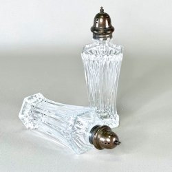 Salt &amp; peber st - sekskantet med riller og hj top