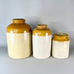 Saltglaserede potter - sennepsfarvede