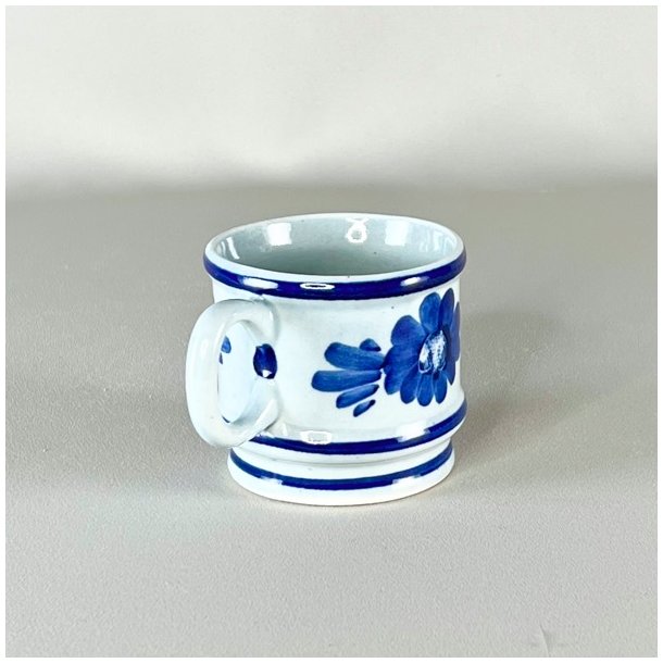 Krus - Aksini stentj, mellem