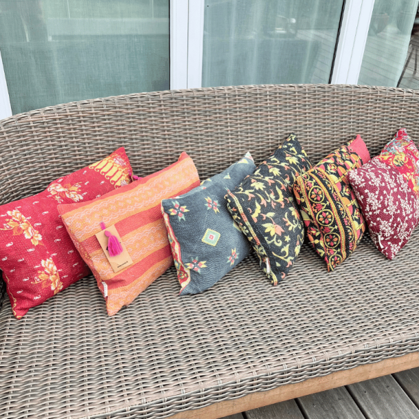 Sari vintage Kantha pude (30x50 cm) - forskellige designs