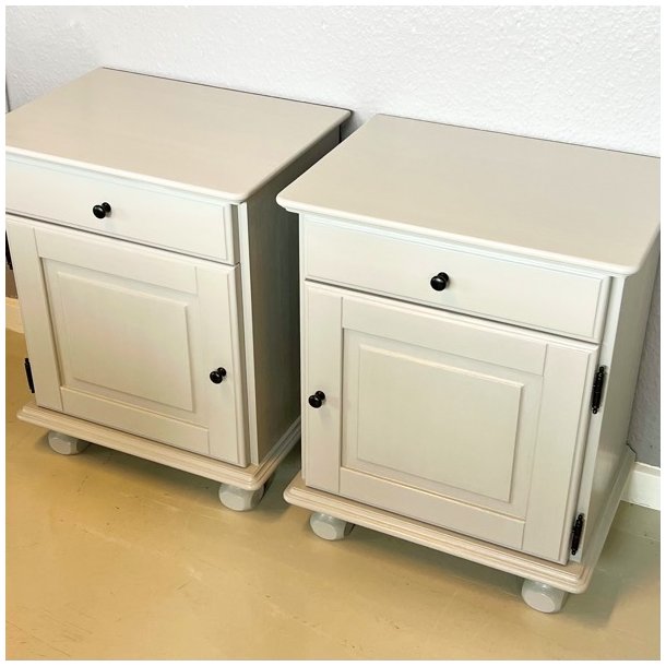 Sengebordsst (2 stk) med skuffe og skab - lys gr