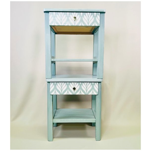 Sengebord - mint med hvide blade