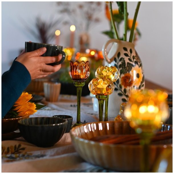 Lysestage - tulipan, gul