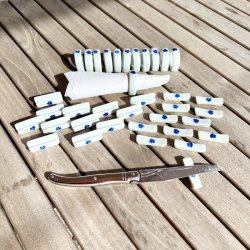 Servietring, knivsttte og bordkortholder m/bl blomst (6 st/pakke)