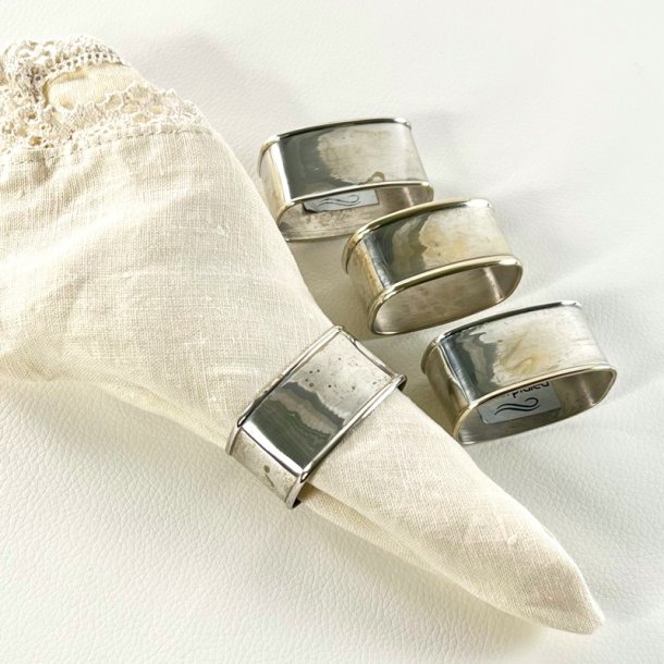 Servietringe klassiske fors�lvede (s�t a' 4 stk)