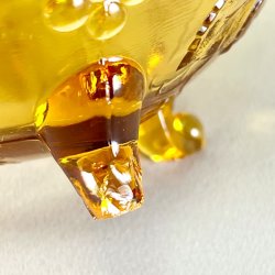 Glasskl - gylden m/vindruer og p fdder