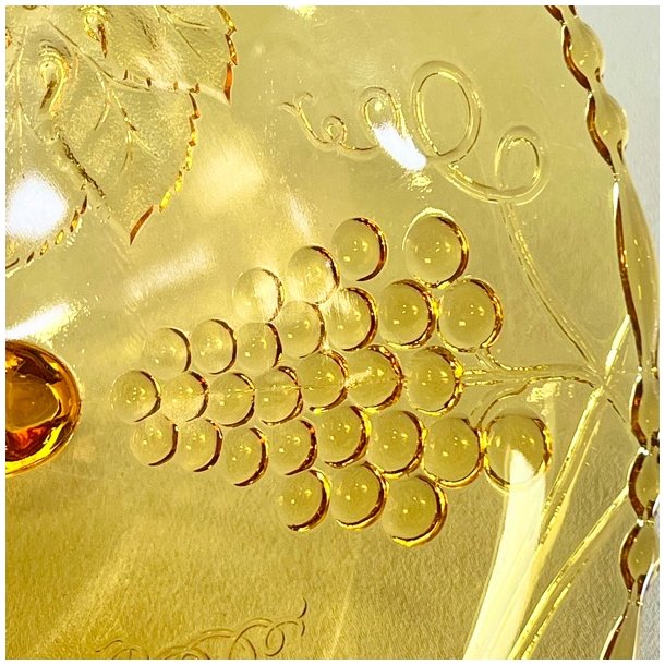 Glasskl - gylden m/vindruer og p fdder