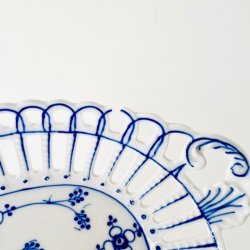 Porcel�nssk�l - tysk musselmalet med reparationer