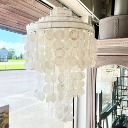 Pendel - stor lampe med skaller