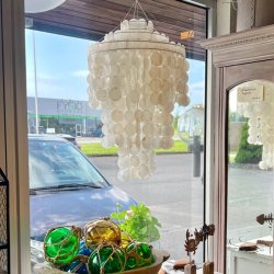 Pendel - stor lampe med skaller