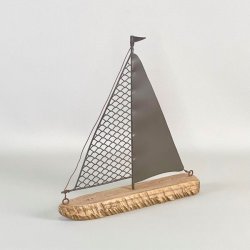 Sejlskib i drivtmmer og jern