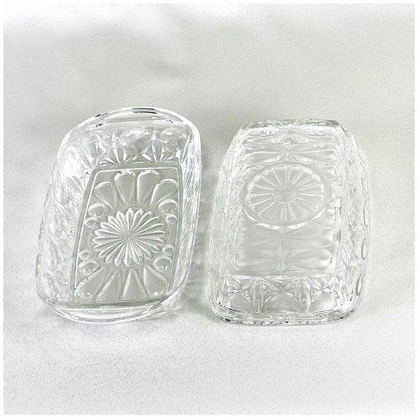 Smrboks i presset glas 