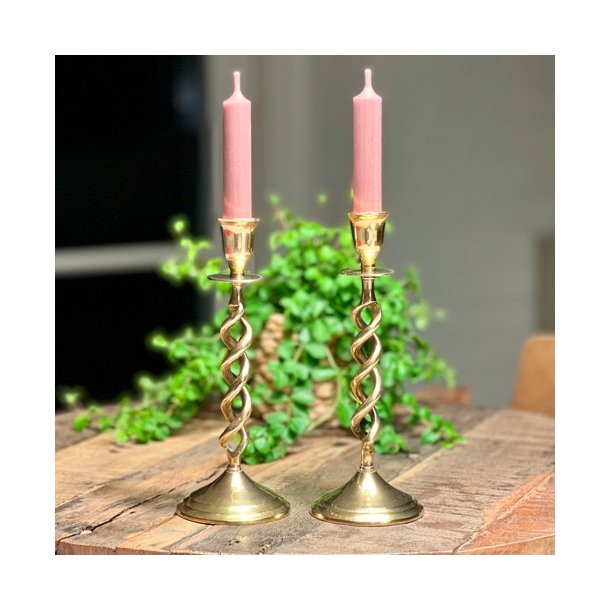 Lysestager (par/samlet) i snoet messing