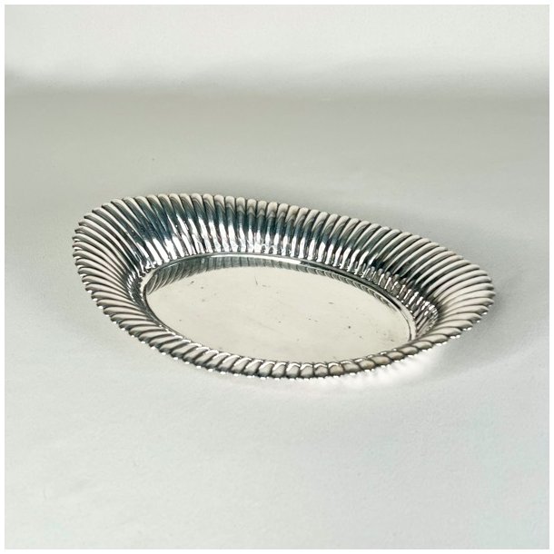 Bakke - oval, forslvet