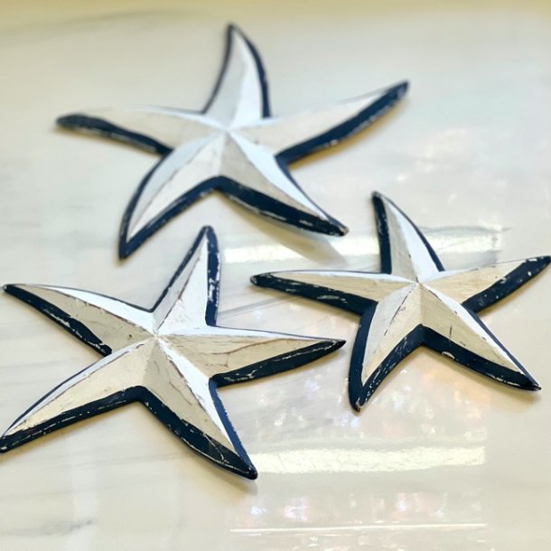 Sstjerner i tr (st a' 3 stk)