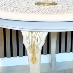 Rundt bord med fransk flet