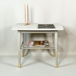 Bord med hylde - SOLGT