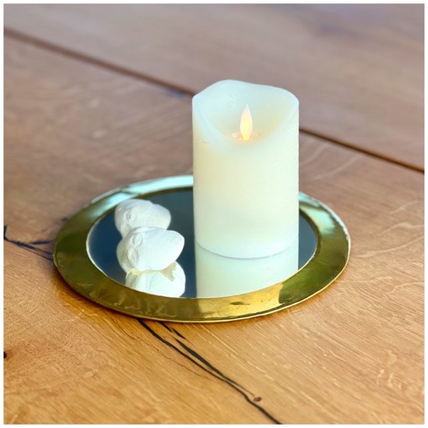 Spejl med messingkant