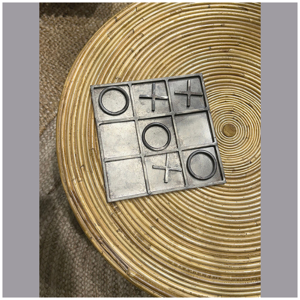 Kryds og bolle spil - metal