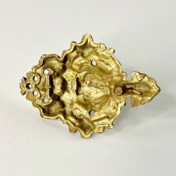 Knage - messing m/flot deko 