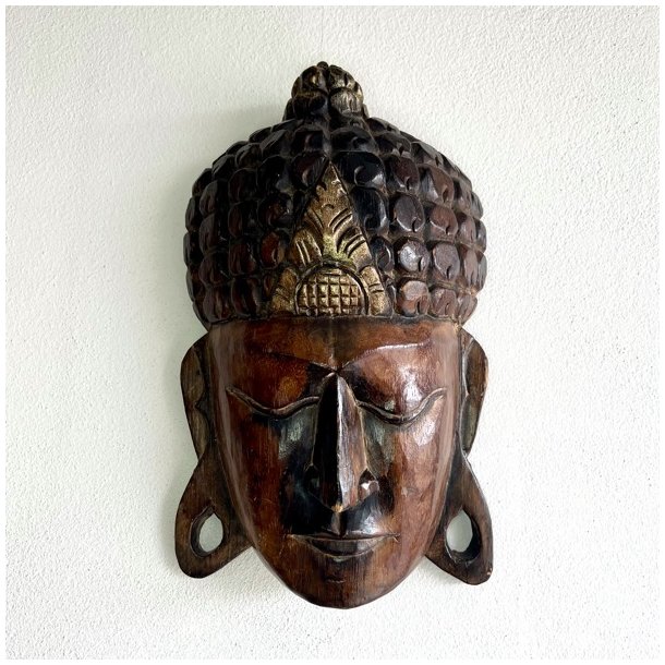 Buddha hoved i tr