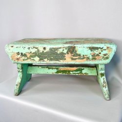 Skammel - rustik, grn